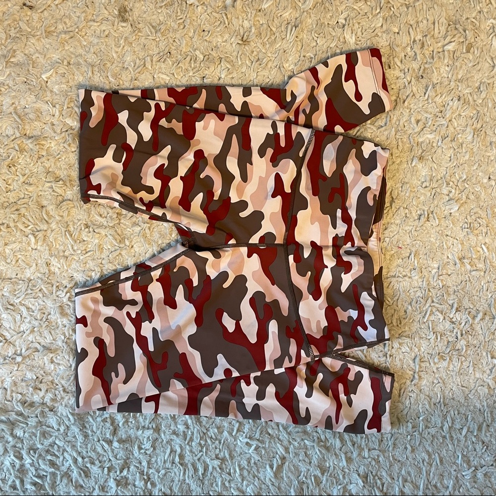 Varley pink and brown camo leggings XS